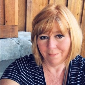 Meet your Posher, Linda